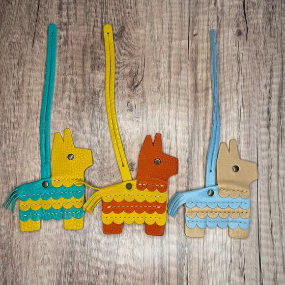 Sold - Picture 3 of 7